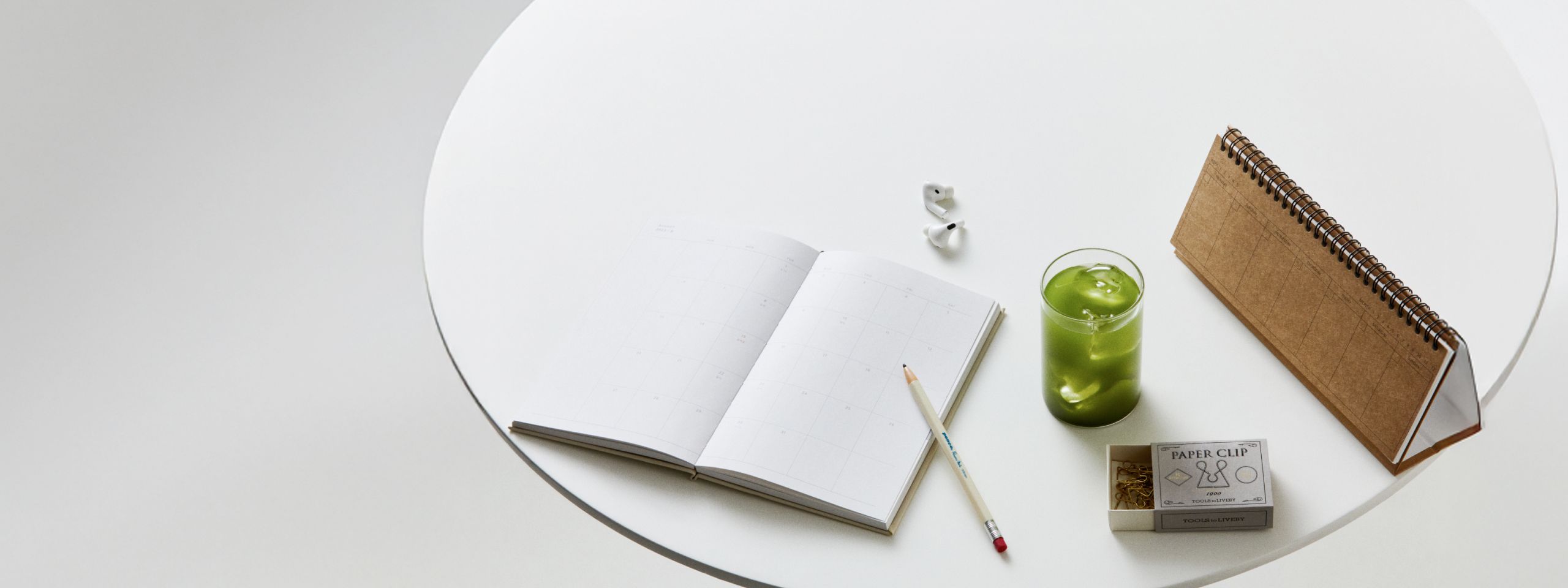 봄과 함께 새로운 시작! <br> 졸업&입학 선물 추천